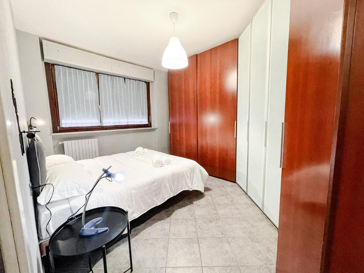 Myhouse Inn Fermata Paradiso - Affitti Brevi Italia Колленьо Екстер'єр фото