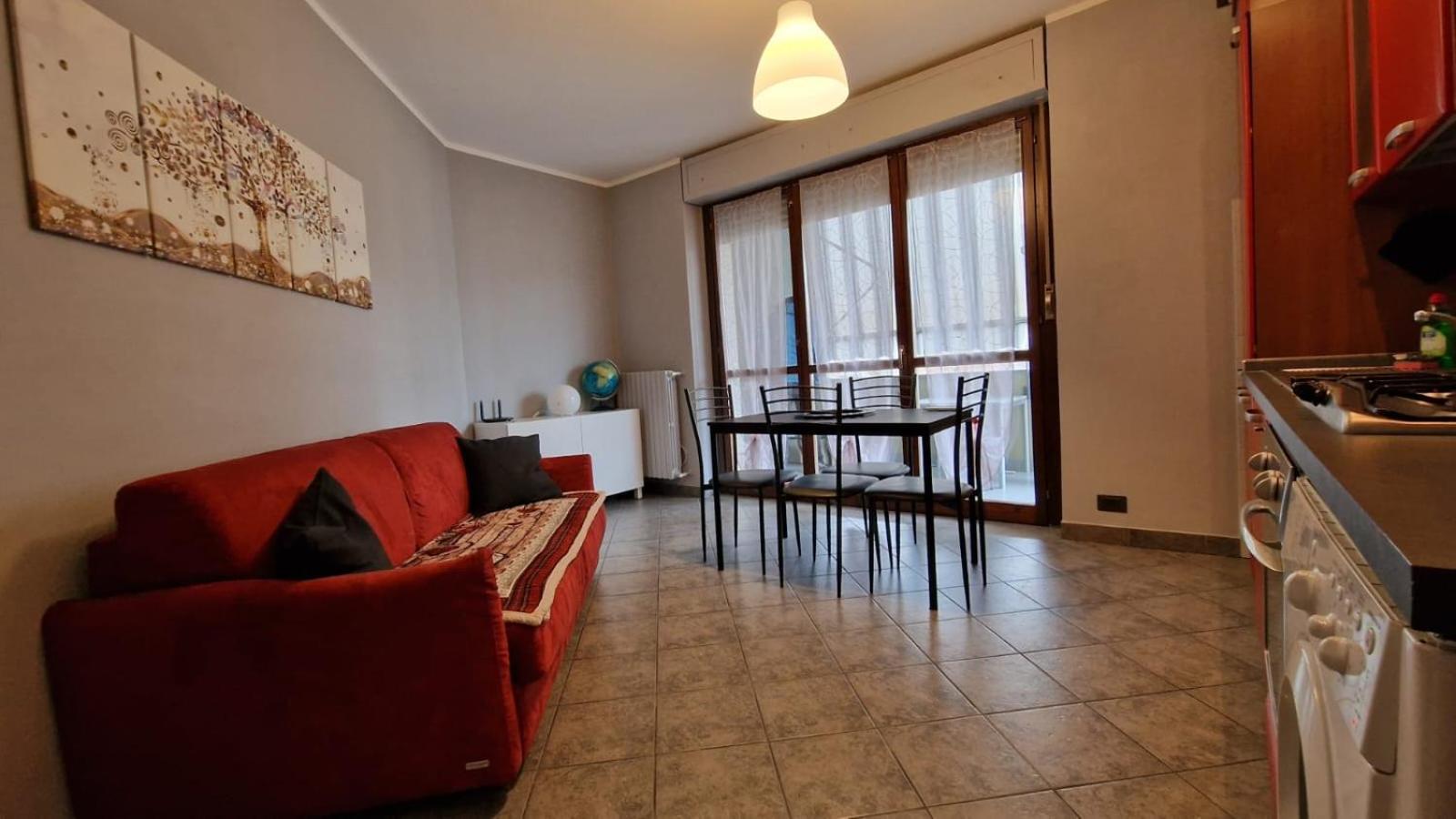 Myhouse Inn Fermata Paradiso - Affitti Brevi Italia Колленьо Екстер'єр фото
